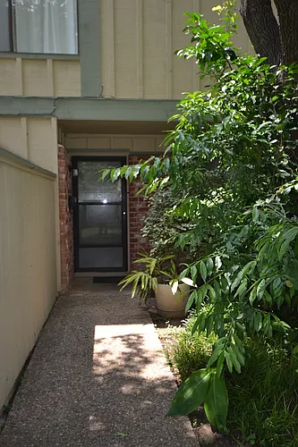 900 W Village Ln Photo 1
