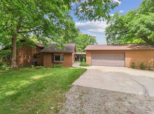 22999 Raccoon Rd, Dallas Center, IA 50063