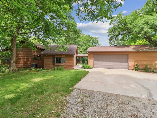 22999 Raccoon Rd, Dallas Center, IA 50063