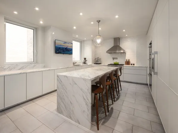 3 East 84th Street image 13 of 23