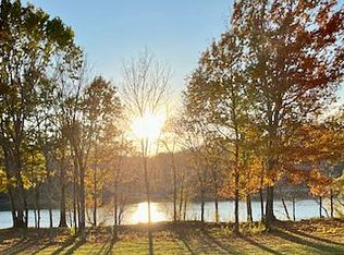 855 Hardin Bottom River Rd, Clifton, TN 38425