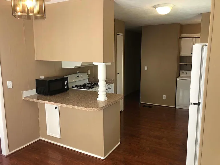 Kitchen with bar.