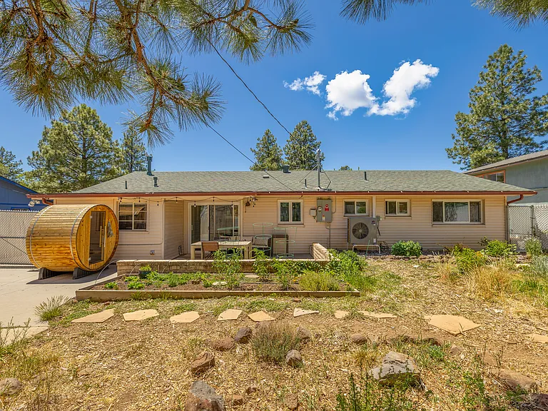 304 W Pine Ave — Photo 18