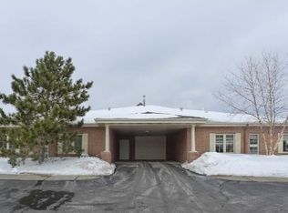 1819 Hunter Hill Rd, Hudson, WI 54016