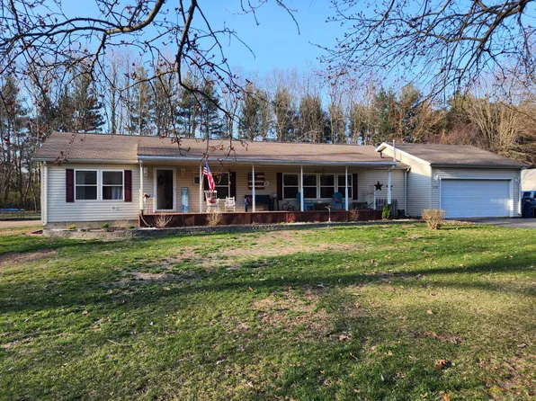 4720 E 250 N, Knox, IN 46534