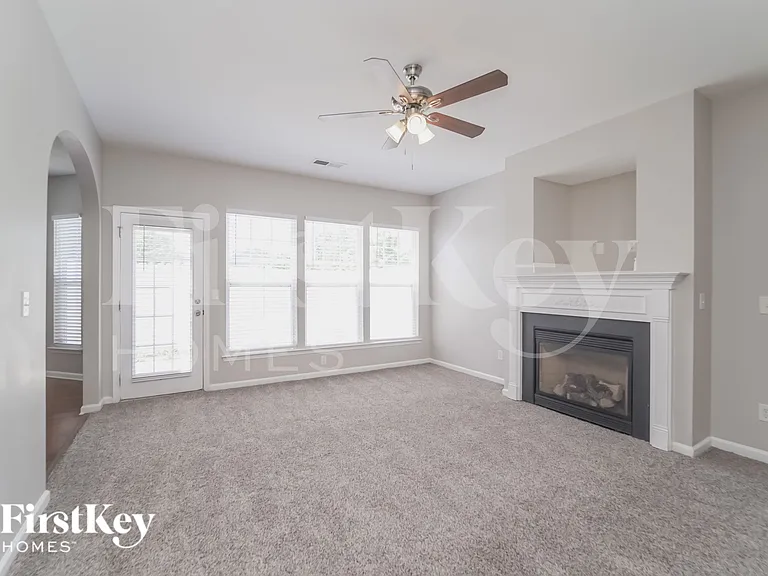 9508 Long Hill Dr — Photo 5