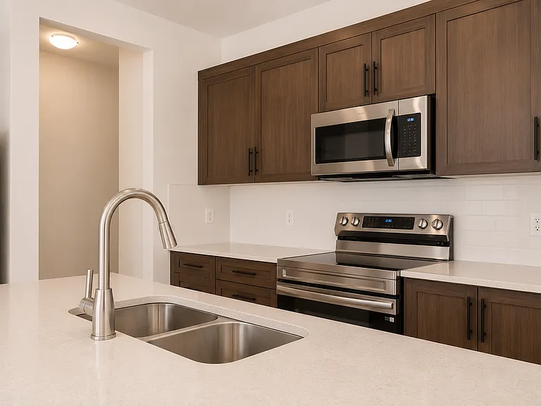 25 Yorkstone Row SW #UPPER — Photo 7