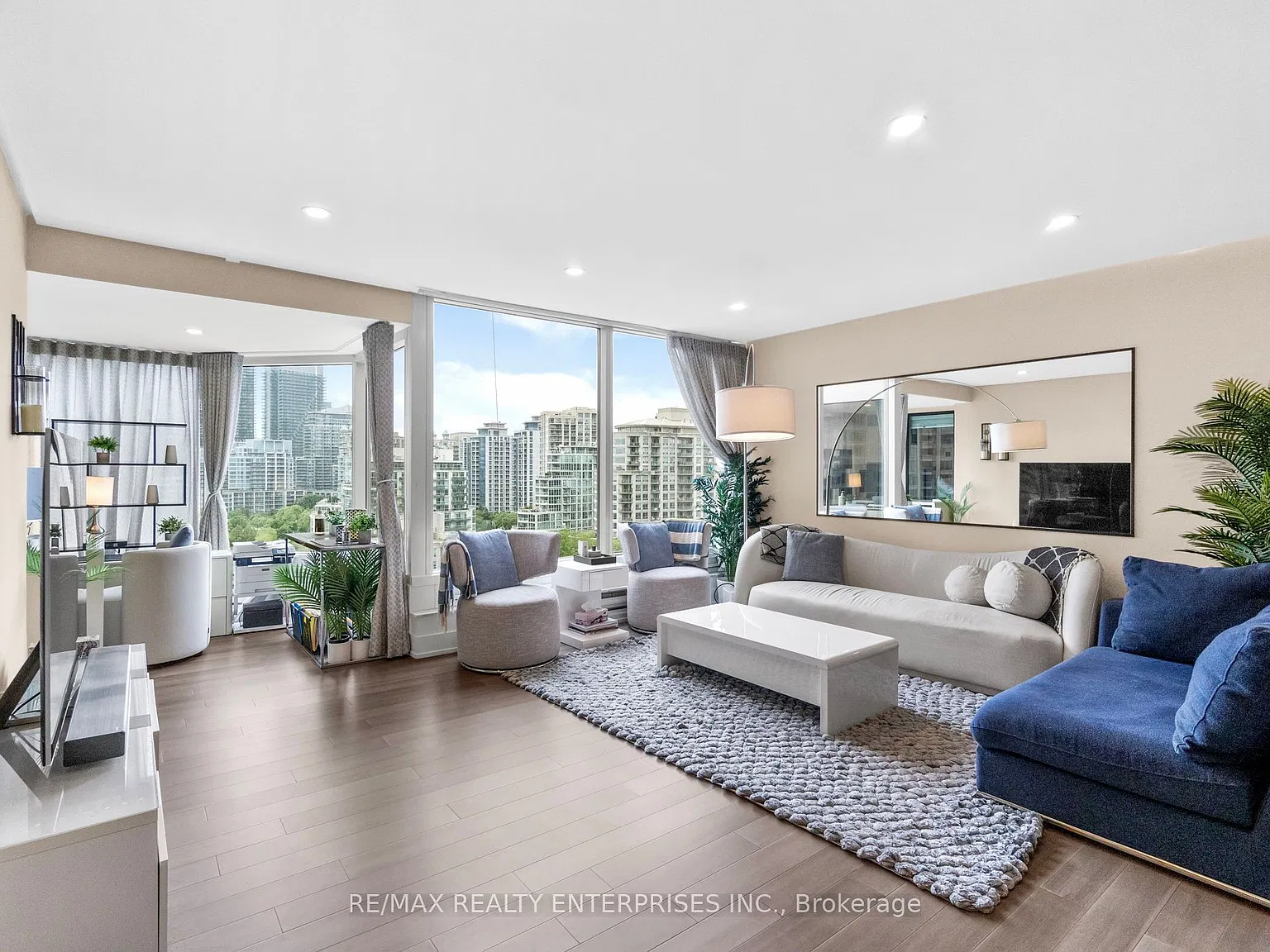 2 bed, $4,250 — Photo 2