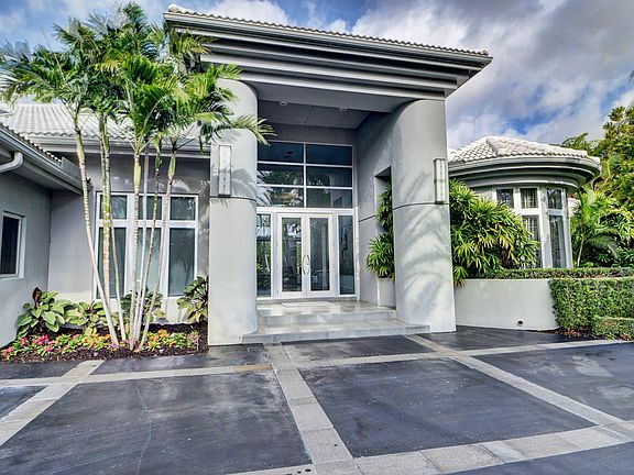 Home For Sale In Broken Sound Country Club