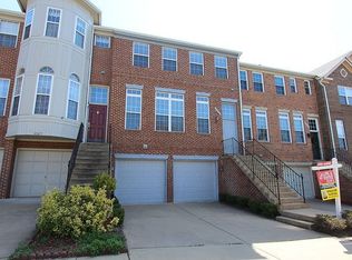 47675 Whirlpool Sq, Sterling, VA 20165