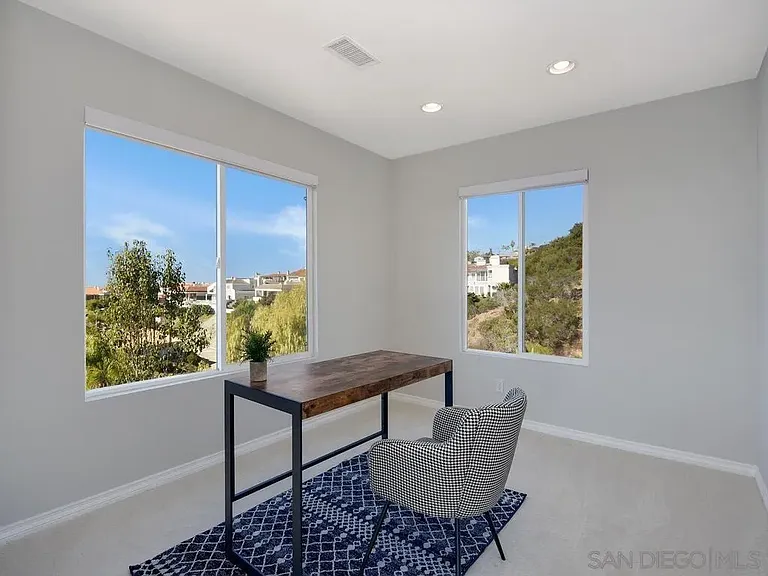 918 Sandpiper Pl — Photo 25