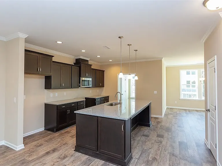 1122 Myers Point Dr — Photo 11