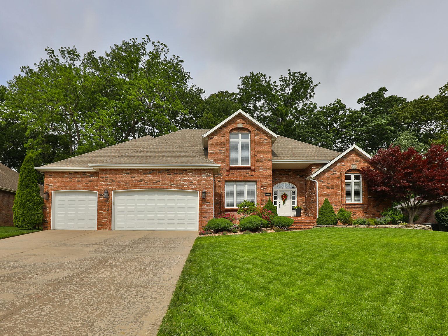 2539 S Forrest Heights Avenue, Springfield, MO 65809 | Zillow