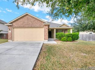 611 Kingbird Pl, New Braunfels, TX 78130