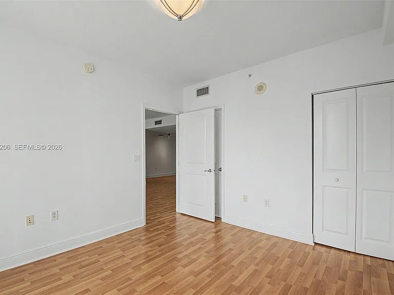 1250 S Miami Ave — Photo 8