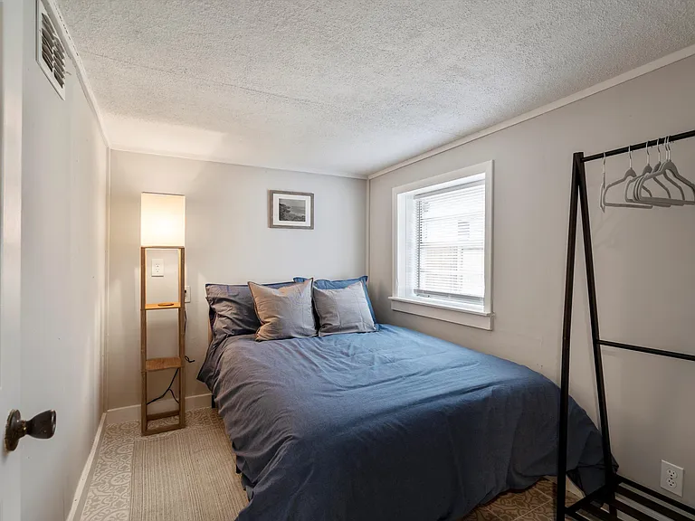 2344 Bethune Ave — Photo 8