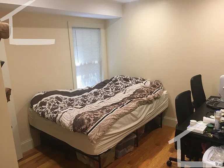 23 Higgins St #2 — Photo 5