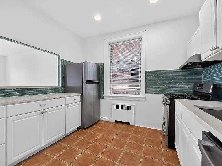 108 Palisade Ave #A2 — Photo 6