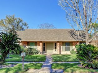 12323 Wrenthorpe Dr, Houston, TX 77031