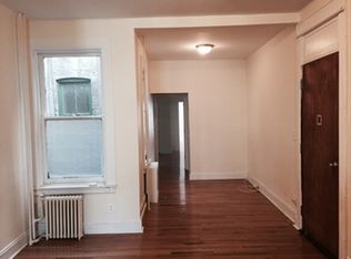 7123 65th Pl APT 2R, Glendale, NY 11385