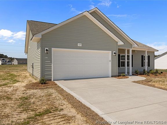 3rd image of 125 Orchard Ln