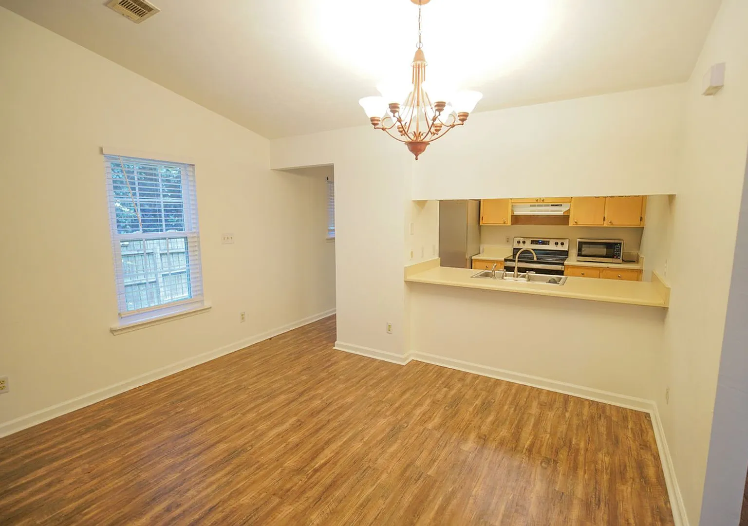 2 Bed / 2 Bath Duplex with Pond Frontage! — Photo 4