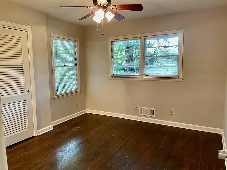 6711 Sunny Brook Ln — Photo 18