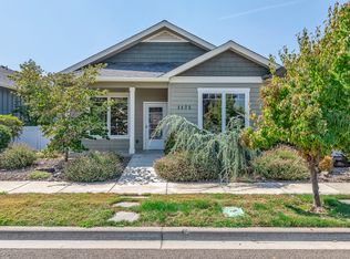 1175 Boulder Ridge St, Central Pt, OR 97502