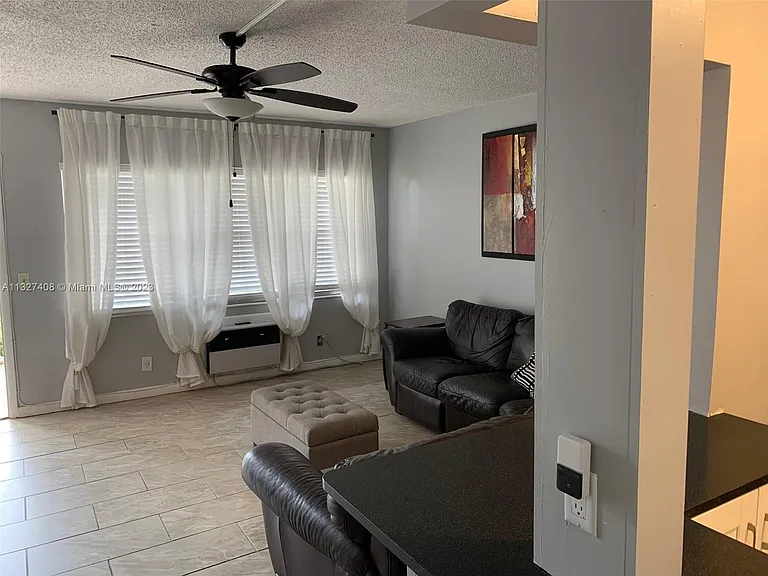 217 Fanshaw Dr #F-unit 217 — Photo 3