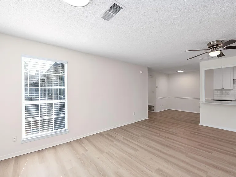 Northridge Apartments — Photo 17