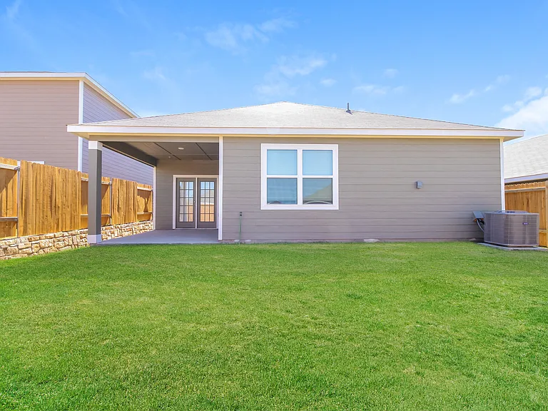 26836 Steinbeck Dr — Photo 14