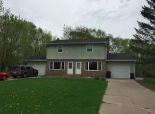 3662 Edgerton St, Vadnais Heights, MN 55127