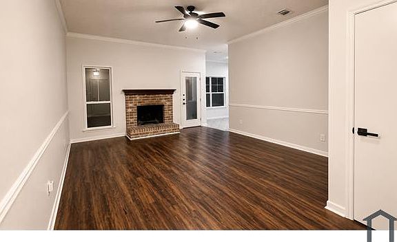 5th image of 1106 Parker Ct