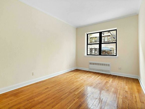 4th image of 534 E 88th St APT 1C