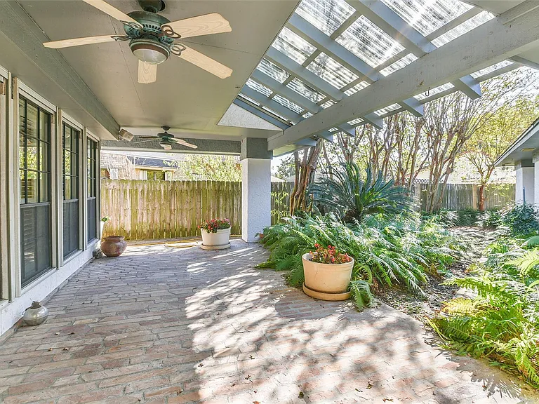1 Cadena Ct — Photo 47