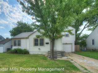915 N Pinecrest Ave, Wichita, KS 67208