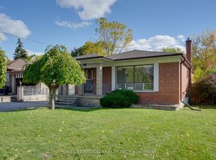 239 Epsom Downs Dr, Toronto, ON M3M1T3