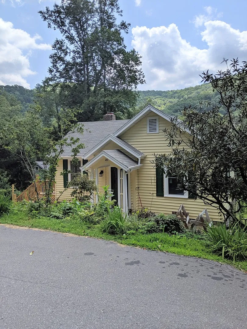 Building Photo - 216 Alabama Ter #B