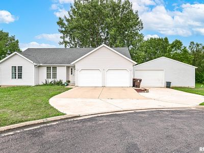 7 Tiffany Ct, Mackinaw, IL, 61755