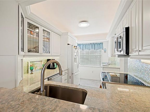 3rd image of 4481 Bay Beach Ln APT 232