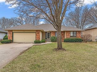 6705 SW Scathelock Rd, Topeka, KS 66614