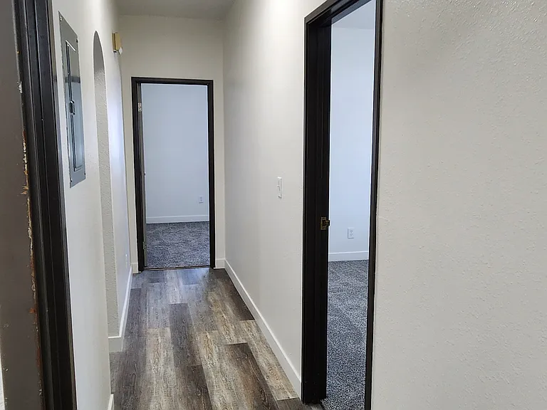 611 Lind Ave #101 — Photo 9
