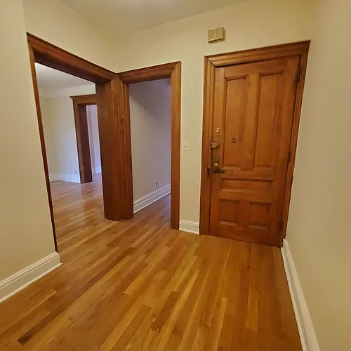 449 3rd St #3R Photo 1
