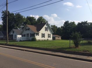 34 Maple St, Amelia, OH 45102