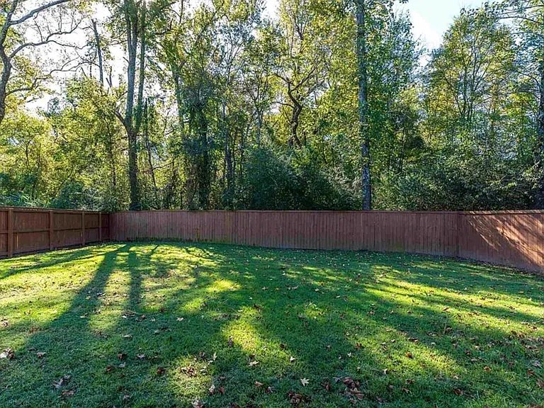 4516 Lone Oak Ln — Photo 26