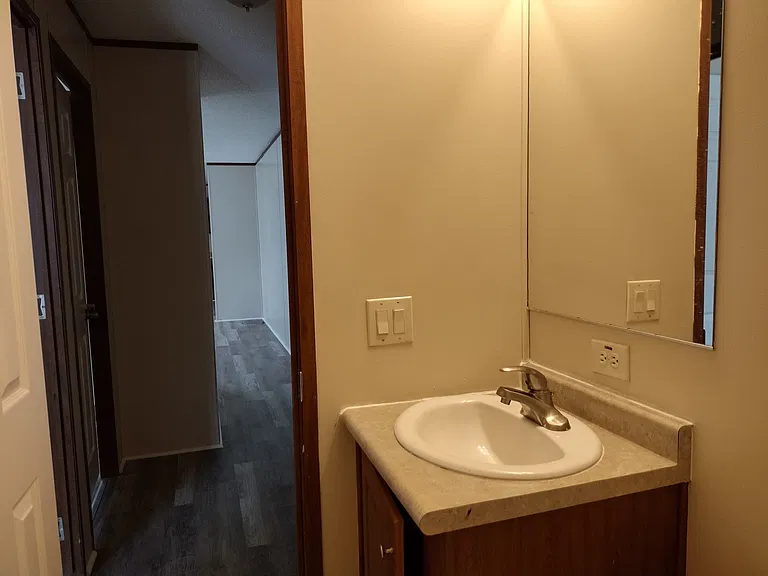 151 Maple Wood — Photo 18