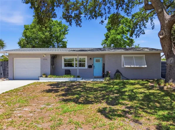 5548 Cedar St NE, Saint Petersburg, FL 33703