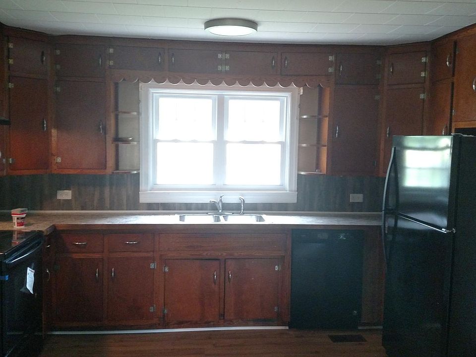 2nd image of 755 Shuping Mill Rd