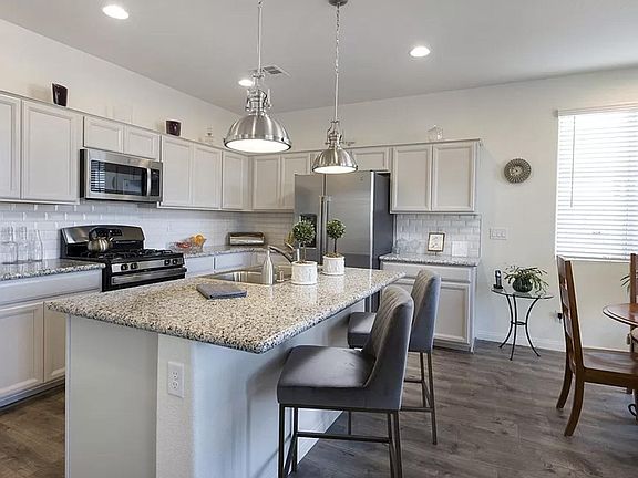 5th image of 6288 Desert Orchid Way