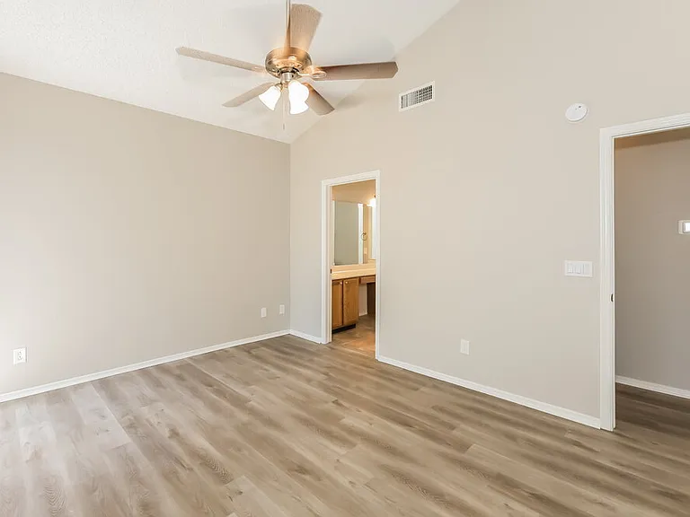 4681 W Harrison St — Photo 9
